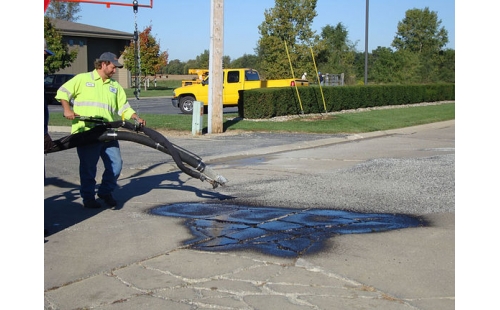 ENUO help its customer sealcoating driveway